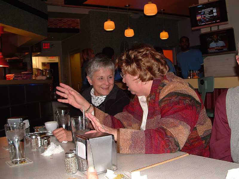 Moore Dinner 001.jpg